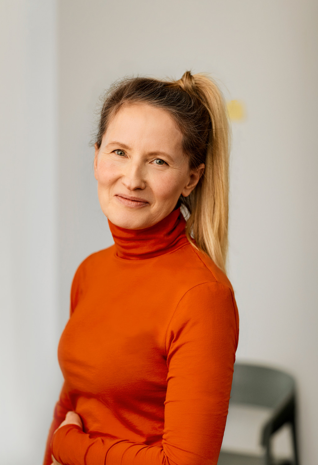PXR team portrait overview ursula standing